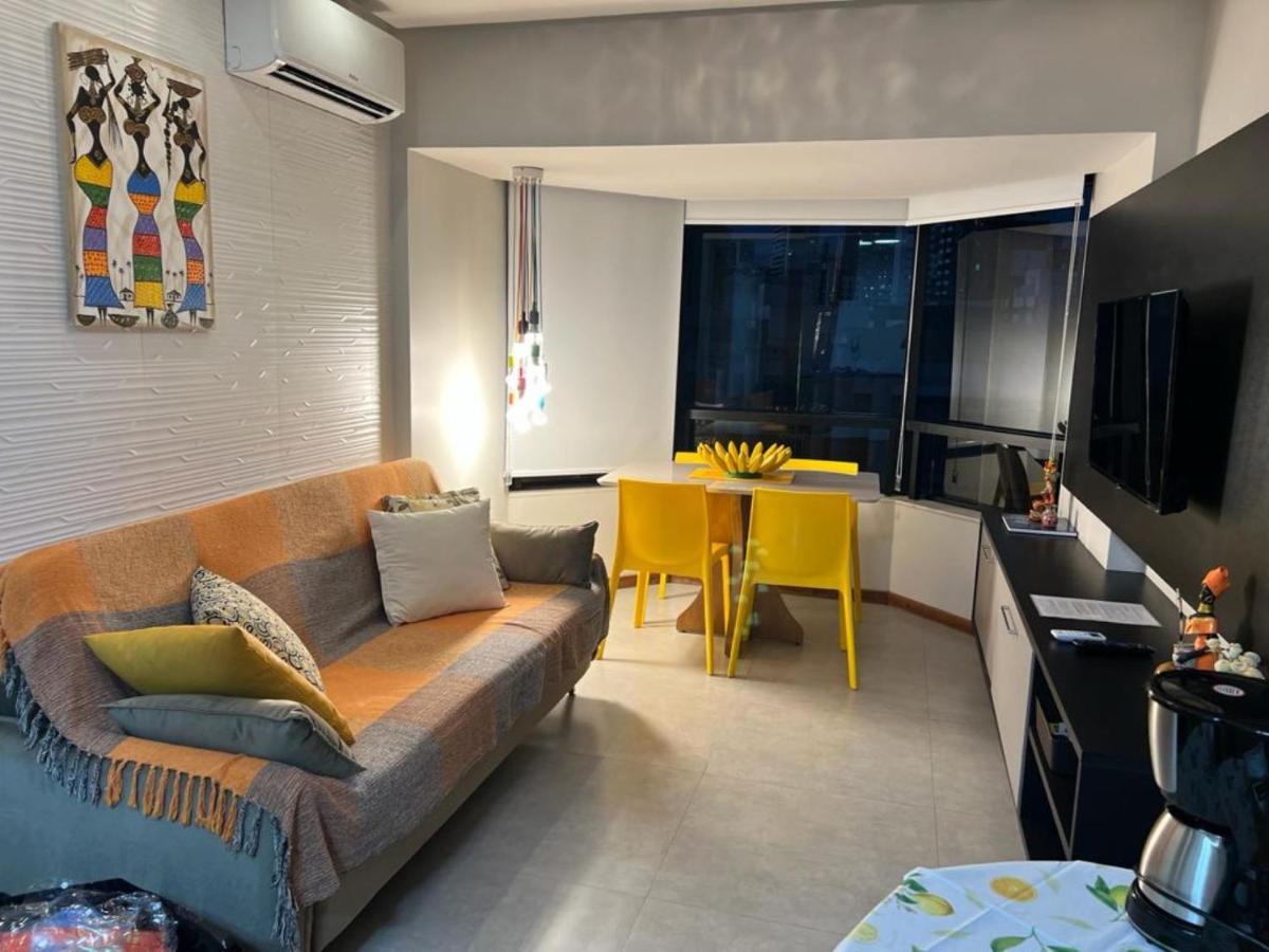 Excelente Localizacao Na Barra -Climatizado-Garagem Lägenhet Salvador Exteriör bild